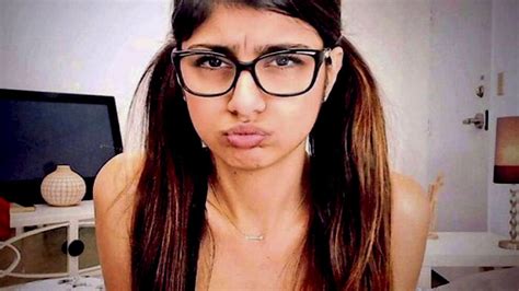 mia kaliffa porno|Mia Khalifa Kanal